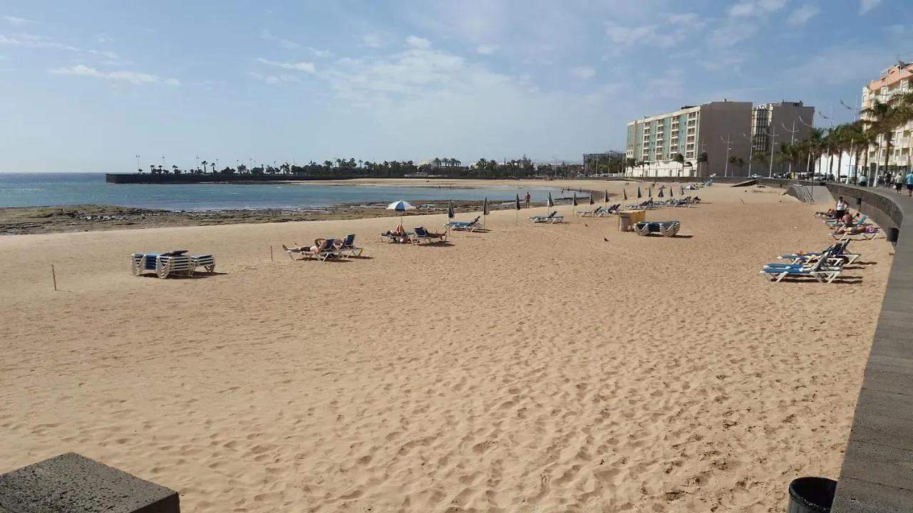 Arrecife Beach Front Lägenhet Spanien