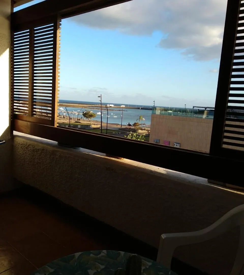 Apartament Arrecife Beach Front